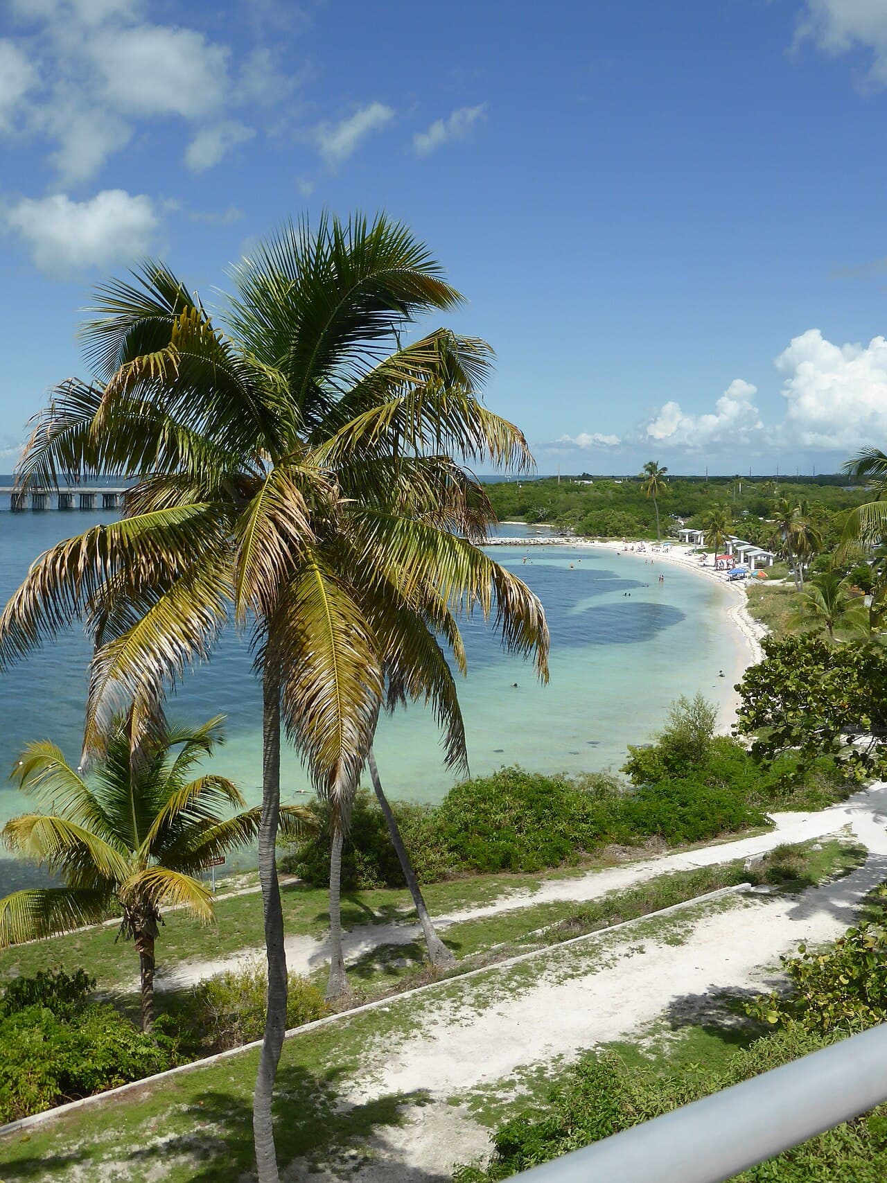 Turquoise water and beach at Bahia Honda State Park