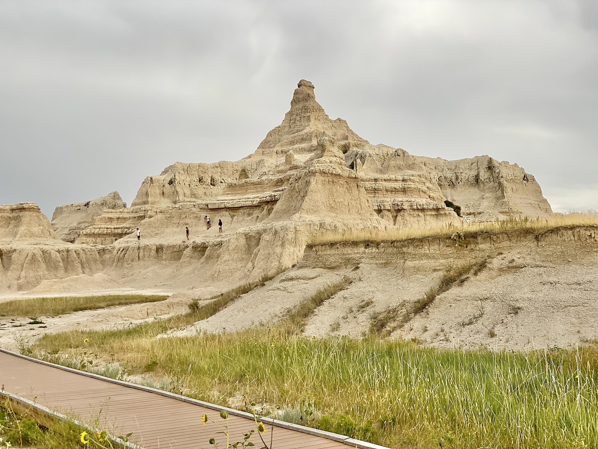 Badlands pinnacles seen from the Notch and Door trail area