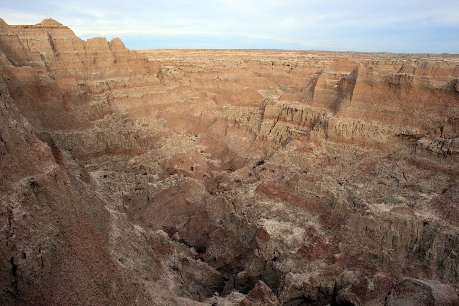 Sharp eroded peaks in Badlands National Park