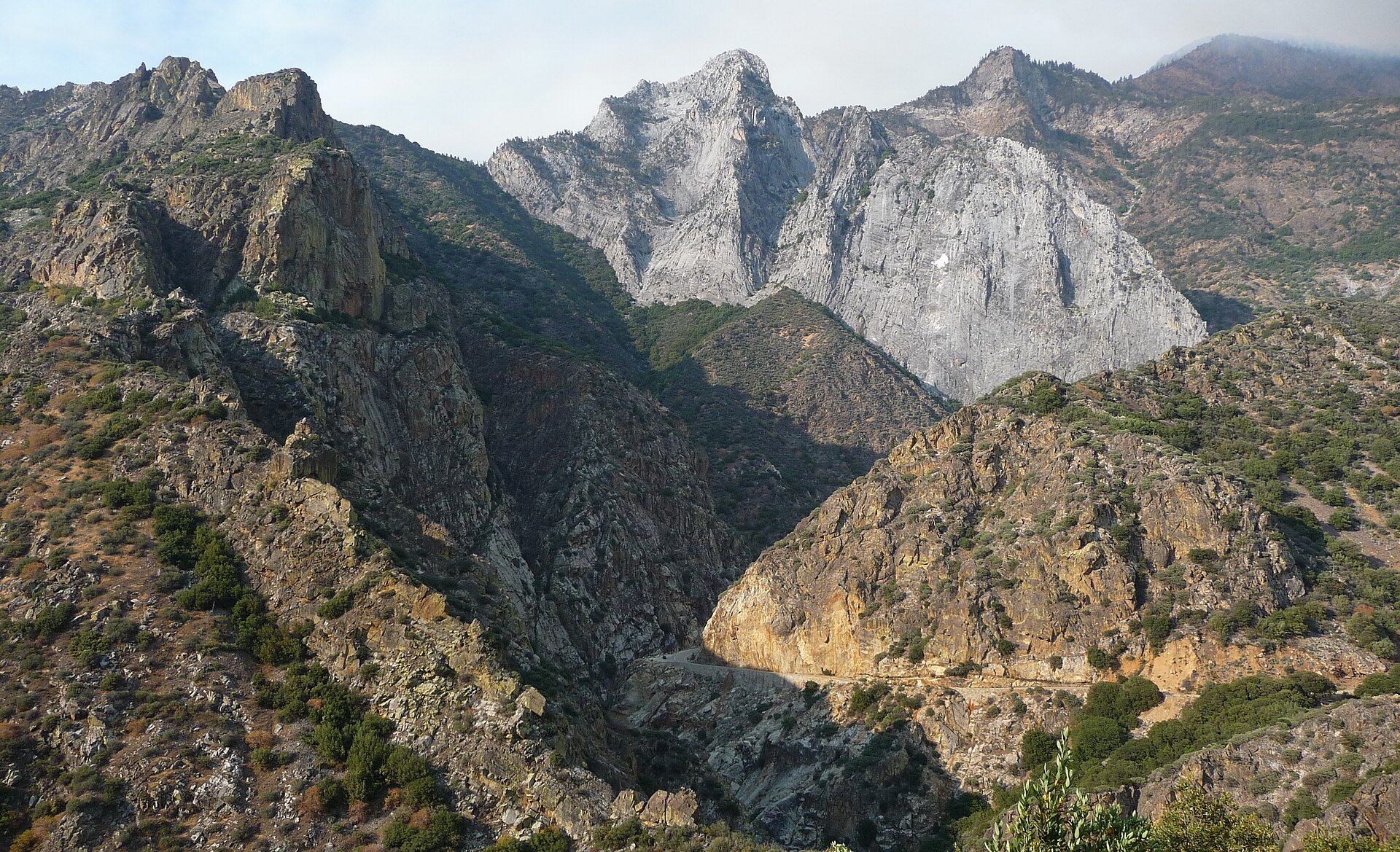 Kings Canyon seen from the Scenic Byway above the canyon floor