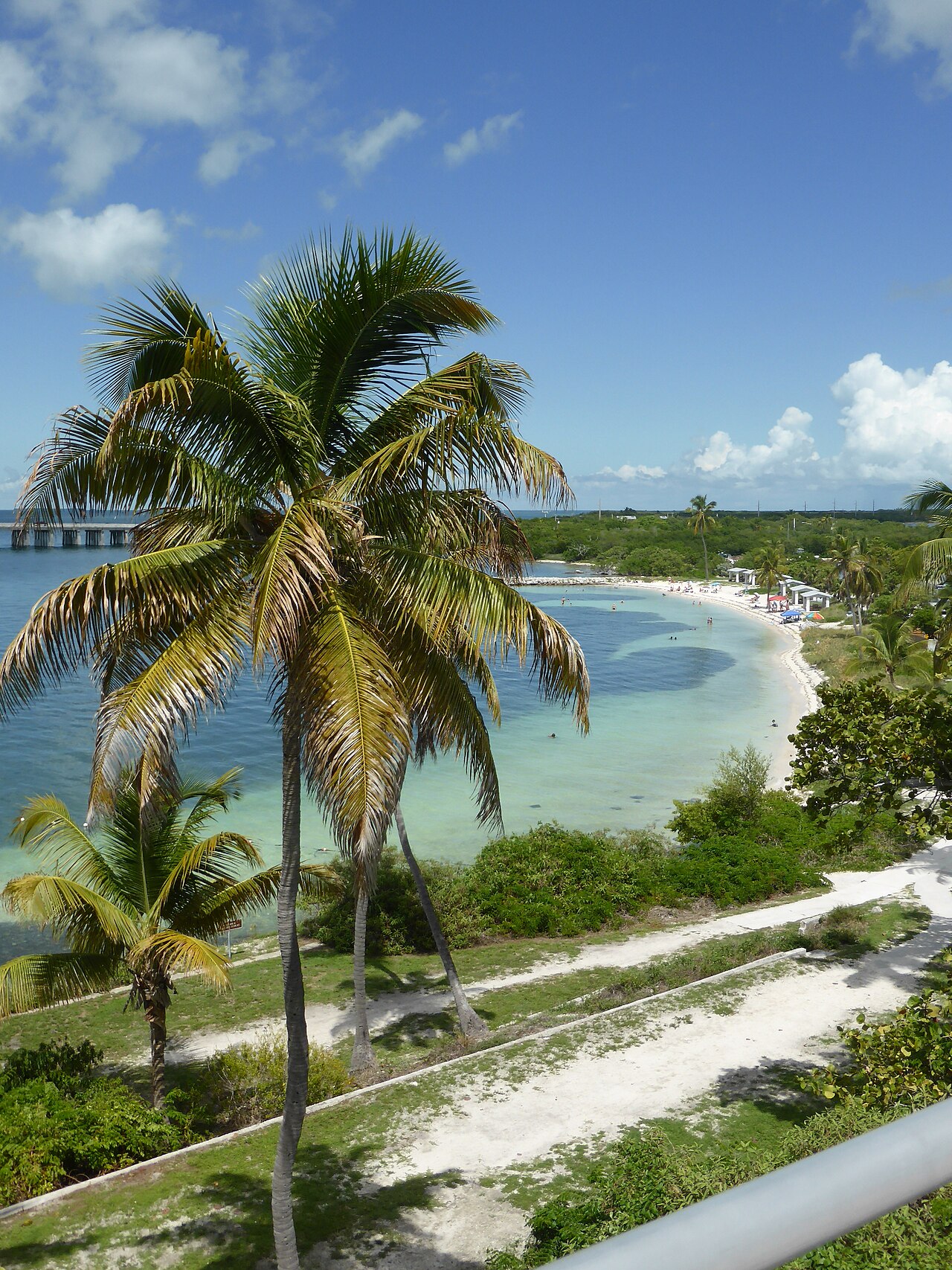 Turquoise water and beach at Bahia Honda State Park